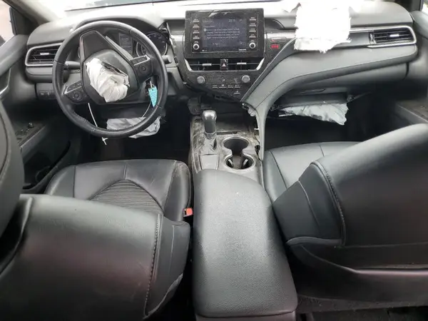 4T1G11AK8MU587902 2021 TOYOTA CAMRY - Image 8