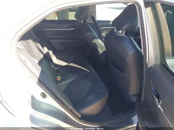 4T1G11AK8MU590539 2021 TOYOTA CAMRY - Image 8