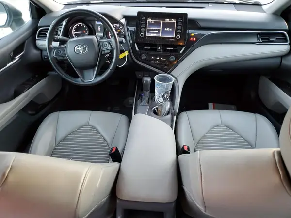 4T1G11AK8MU595367 2021 TOYOTA CAMRY - Image 8