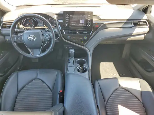 4T1G11AK8MU598558 2021 TOYOTA CAMRY - Image 8