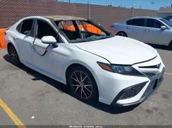 4T1G11AK8MU606979 2021 TOYOTA CAMRY