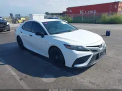 4T1G11AK8NU015651 2022 TOYOTA CAMRY
