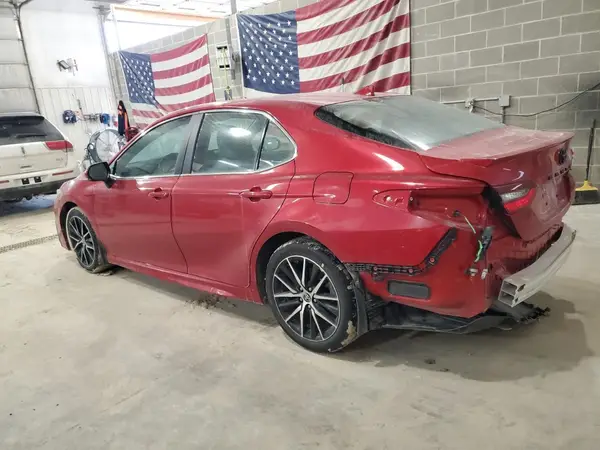 4T1G11AK8NU021790 2022 TOYOTA CAMRY - Image 2