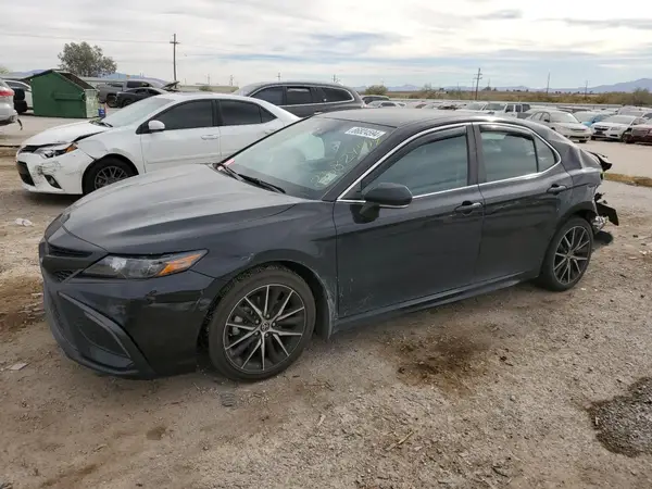 4T1G11AK8NU029310 2022 TOYOTA CAMRY - Image 1