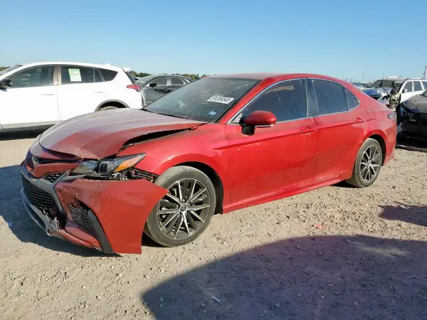 4T1G11AK8NU035074 2022 TOYOTA CAMRY - Image 1