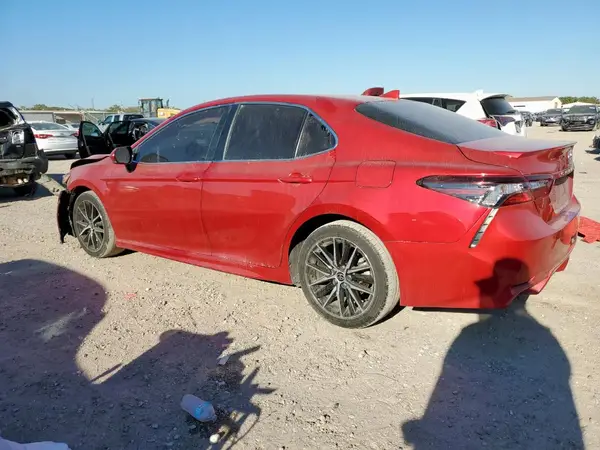 4T1G11AK8NU035074 2022 TOYOTA CAMRY - Image 2