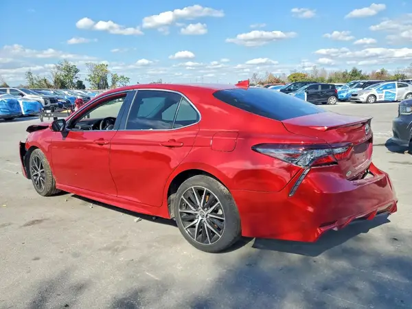 4T1G11AK8NU049444 2022 TOYOTA CAMRY - Image 2