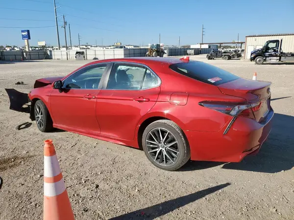 4T1G11AK8NU059567 2022 TOYOTA CAMRY - Image 2