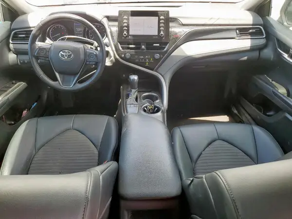 4T1G11AK8NU063084 2022 TOYOTA CAMRY - Image 8