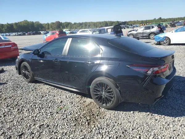 4T1G11AK8NU072822 2022 TOYOTA CAMRY - Image 2