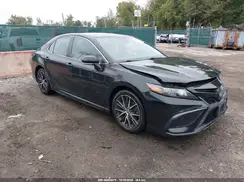 4T1G11AK8NU074084 2022 TOYOTA CAMRY