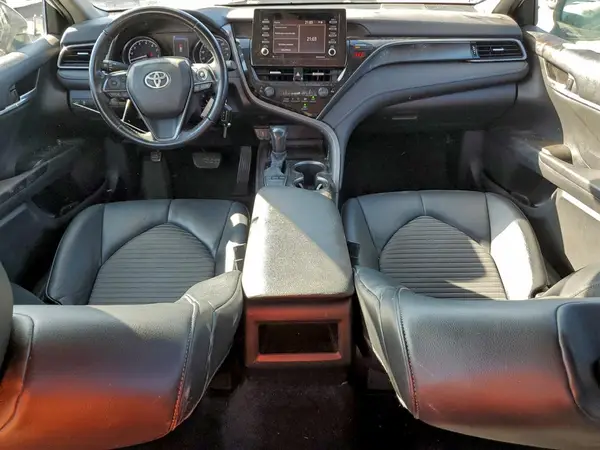 4T1G11AK8NU499224 2022 TOYOTA CAMRY - Image 8