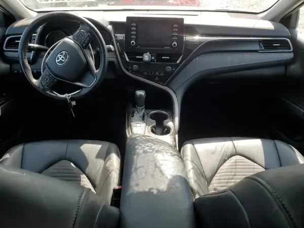 4T1G11AK8NU499644 2022 TOYOTA CAMRY - Image 8