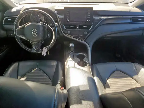 4T1G11AK8NU622519 2022 TOYOTA CAMRY - Image 8
