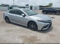 4T1G11AK8NU640129 2022 TOYOTA CAMRY