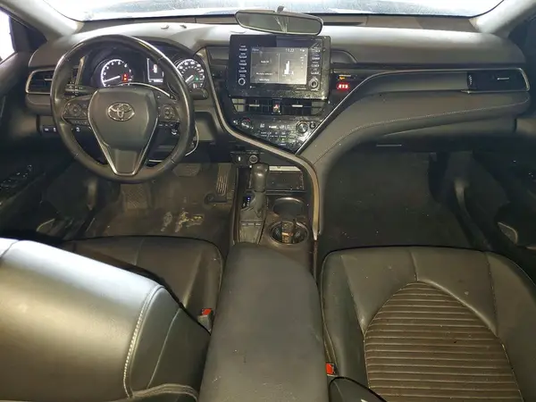 4T1G11AK8NU645444 2022 TOYOTA CAMRY - Image 8