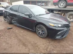 4T1G11AK8NU655679 2022 TOYOTA CAMRY
