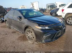4T1G11AK8NU660011 2022 TOYOTA CAMRY