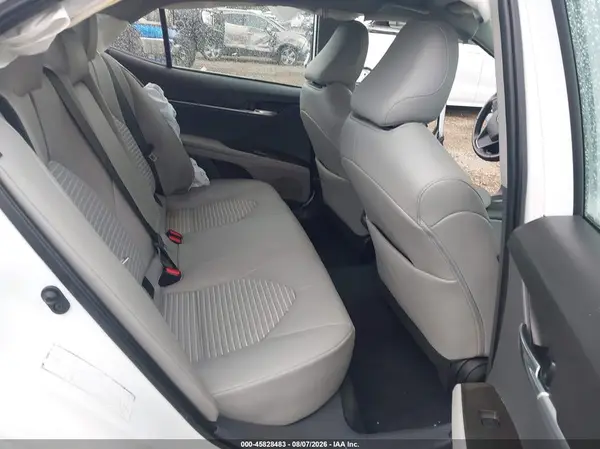 4T1G11AK8NU660249 2022 TOYOTA CAMRY - Image 8