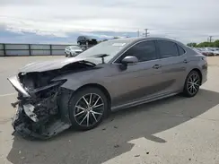 4T1G11AK8NU661806 2022 TOYOTA CAMRY