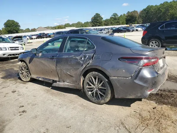4T1G11AK8NU664494 2022 TOYOTA CAMRY - Image 2