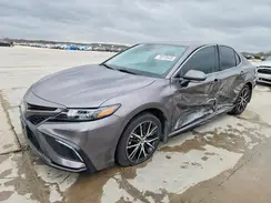 4T1G11AK8NU685507 2022 TOYOTA CAMRY