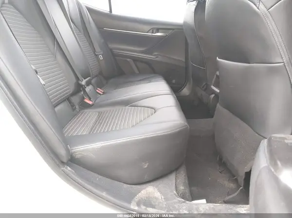4T1G11AK8NU688200 2022 TOYOTA CAMRY - Image 8