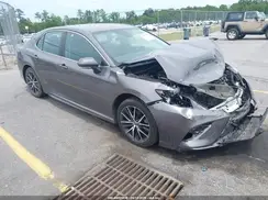 4T1G11AK8NU696202 2022 TOYOTA CAMRY