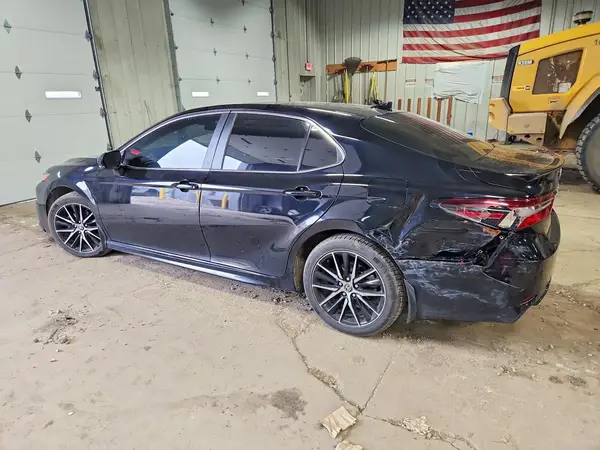 4T1G11AK8NU701009 2022 TOYOTA CAMRY - Image 2