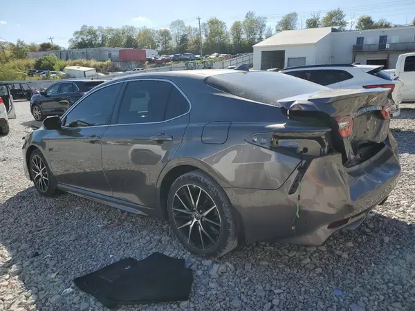 4T1G11AK8NU712575 2022 TOYOTA CAMRY - Image 2