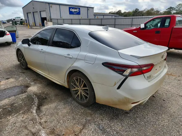 4T1G11AK8PU099974 2023 TOYOTA CAMRY - Image 2