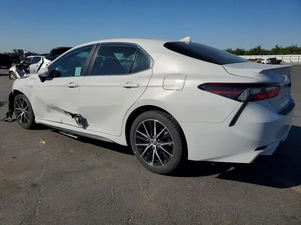 4T1G11AK8PU111136 2023 TOYOTA CAMRY - Image 2
