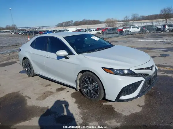 4T1G11AK8PU115624 2023 TOYOTA CAMRY - Image 1