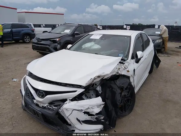 4T1G11AK8PU151782 2023 TOYOTA CAMRY - Image 2