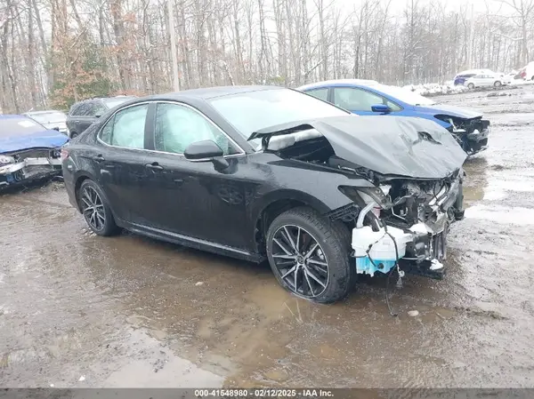 4T1G11AK8PU152172 2023 TOYOTA CAMRY - Image 1