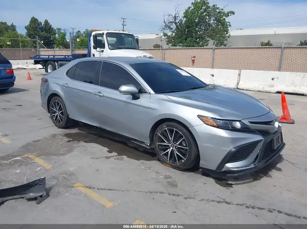 4T1G11AK8PU159428 2023 TOYOTA CAMRY - Image 1