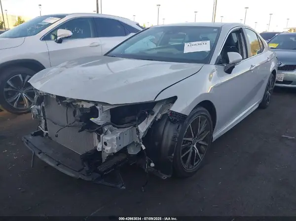 4T1G11AK8PU176231 2023 TOYOTA CAMRY - Image 2