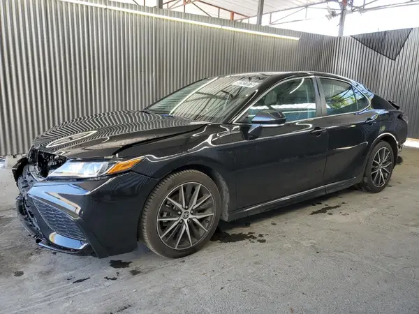 4T1G11AK8PU184359 2023 TOYOTA CAMRY - Image 1