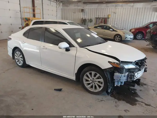 4T1G11AK8PU185365 2023 TOYOTA CAMRY - Image 1