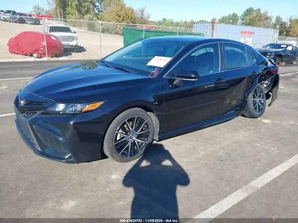 4T1G11AK8PU720646 2023 TOYOTA CAMRY - Image 2