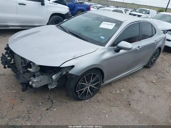 4T1G11AK8PU723823 2023 TOYOTA CAMRY - Image 2