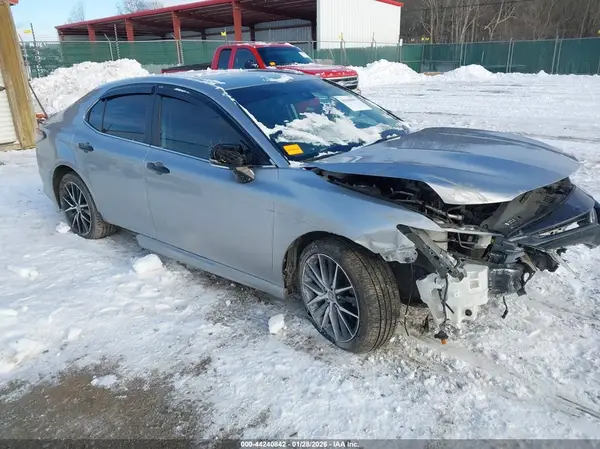 4T1G11AK8PU726821 2023 TOYOTA CAMRY - Image 1