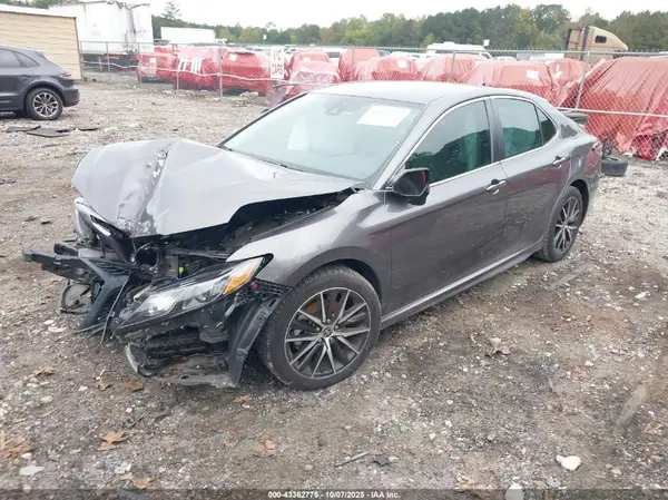 4T1G11AK8PU727399 2023 TOYOTA CAMRY - Image 2