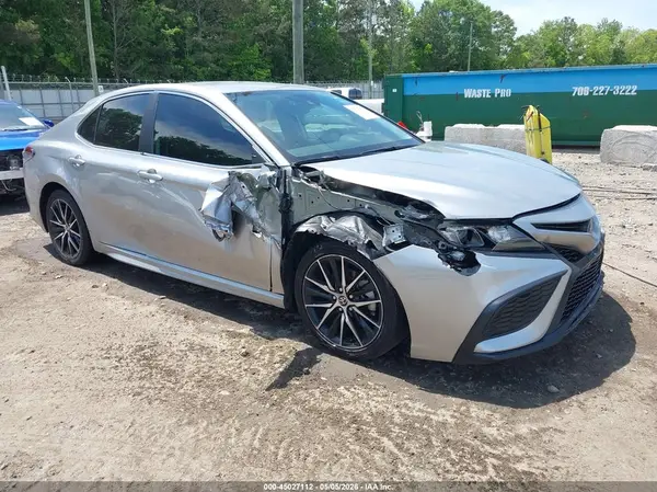 4T1G11AK8PU727502 2023 TOYOTA CAMRY - Image 1