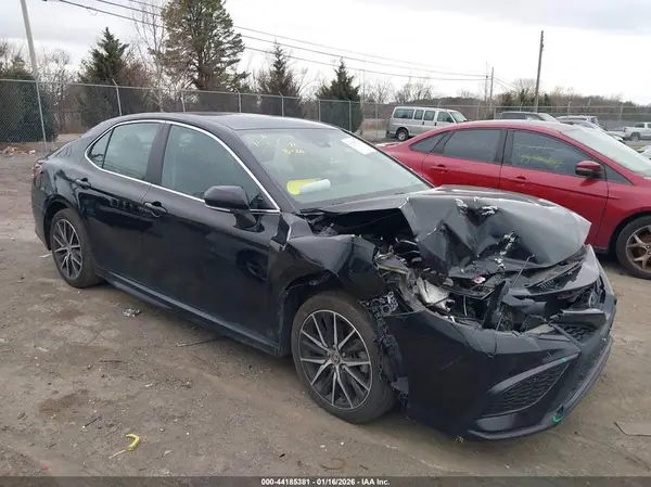 4T1G11AK8PU728391 2023 TOYOTA CAMRY - Image 1