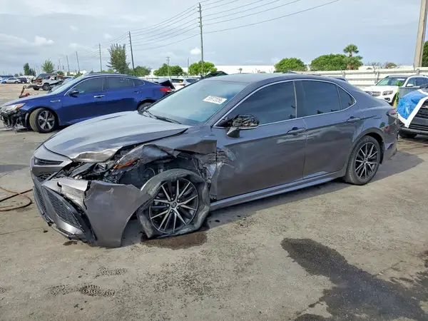 4T1G11AK8PU729444 2023 TOYOTA CAMRY - Image 1