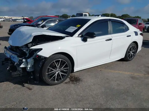 4T1G11AK8PU732392 2023 TOYOTA CAMRY - Image 2