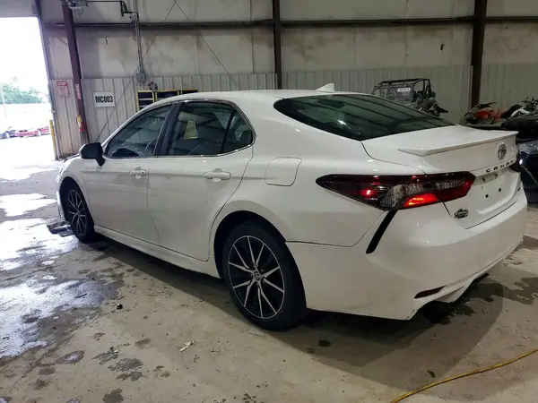 4T1G11AK8PU736118 2023 TOYOTA CAMRY - Image 2
