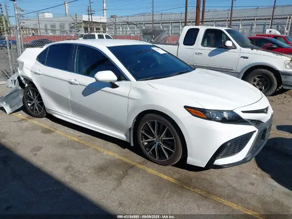 4T1G11AK8PU742436 2023 TOYOTA CAMRY - Image 1