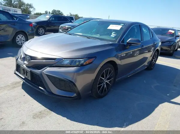 4T1G11AK8PU742730 2023 TOYOTA CAMRY - Image 2